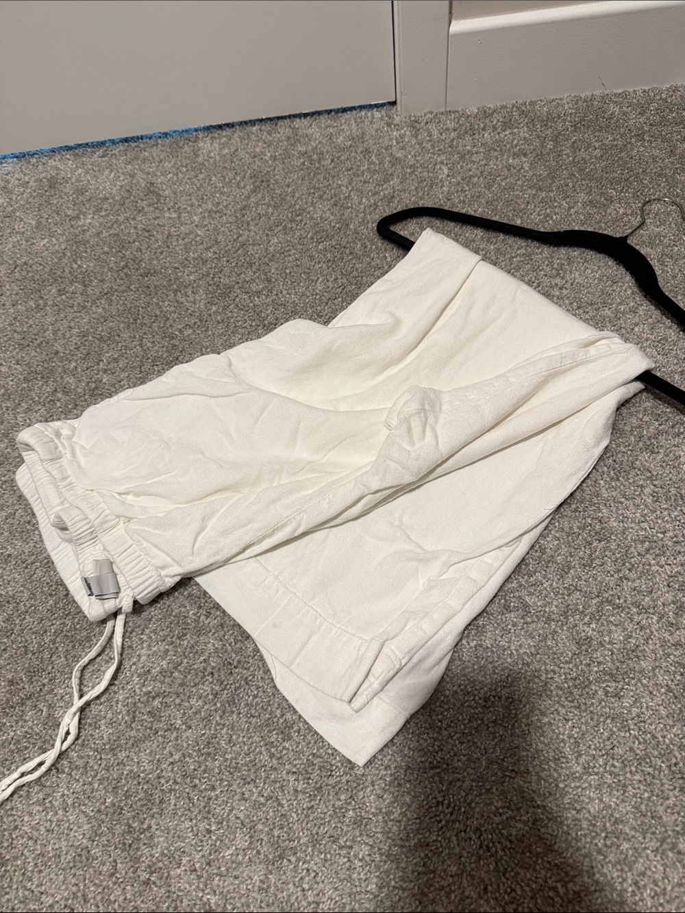 Women’s White linen summer pants